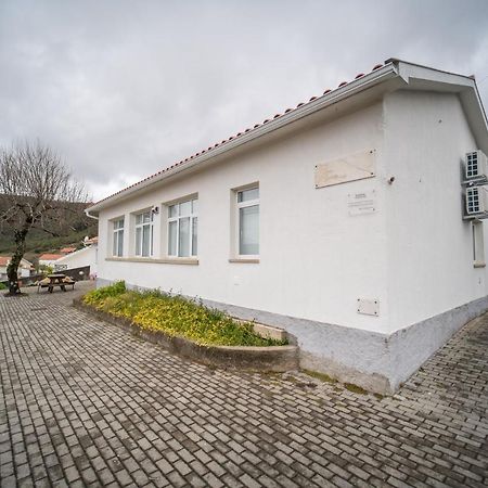 Вілла Casas Da Escola - "A Escola" - Meas Пампілльоза-да-Серра Екстер'єр фото